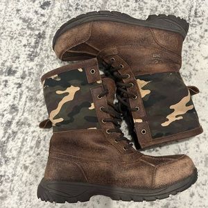 Ugg Adirondack Army Fatigue boot
